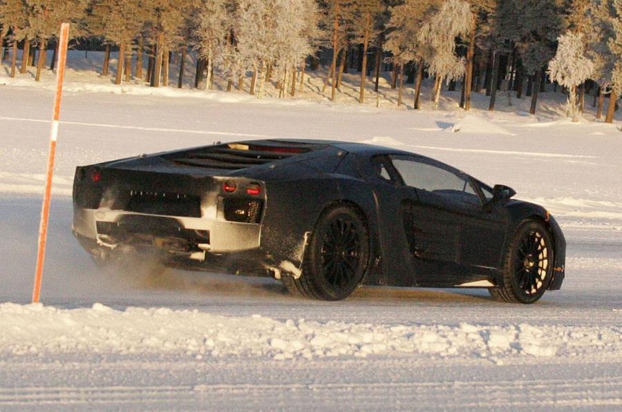  Lamborghini Jota 2010 года  (фото 3 из 5)